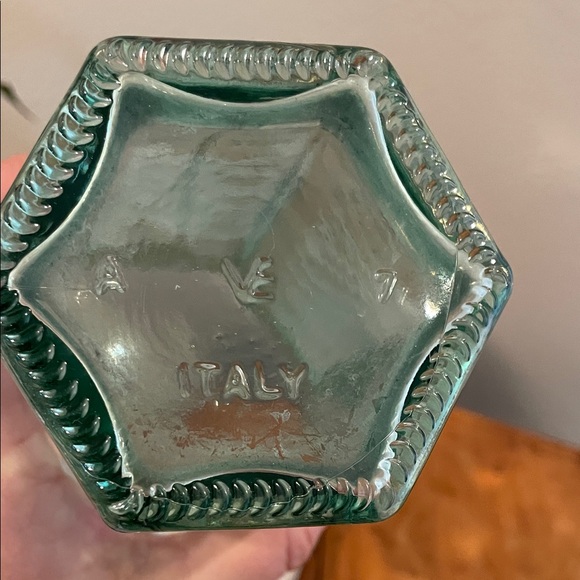 Vintage Italian Green Glass Measuring Beaker | Vaso Dosatore | 26oz Hexagonal Ki - Picture 2 of 9